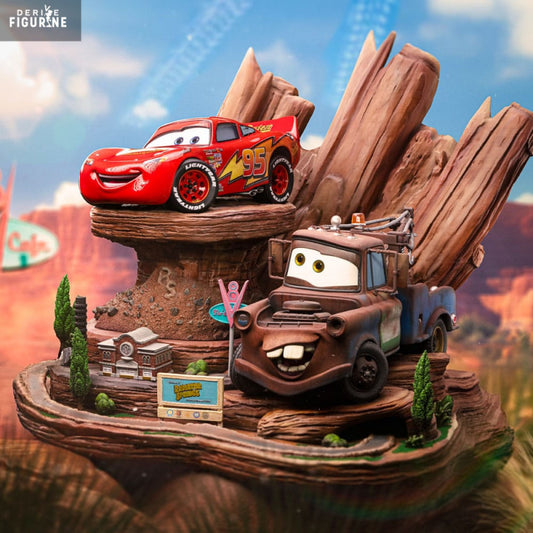 Cars Figurine Lightning Mcqueen Tow Mater Deluxe Art Scale