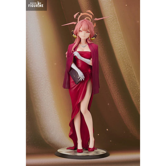 Figurine Aru Dress