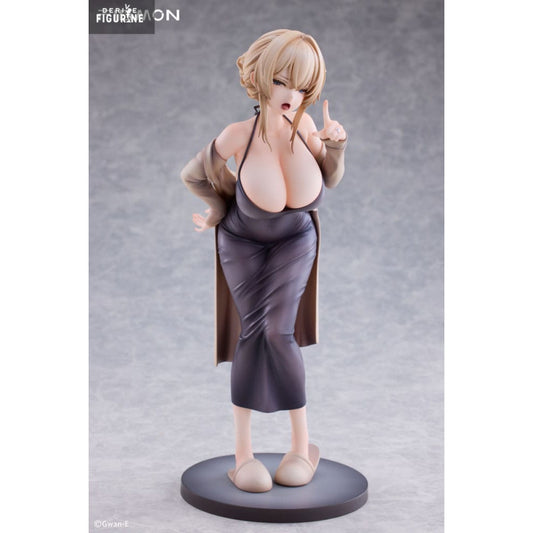 Original Character Figurine Erin Illustrated By Gwan E